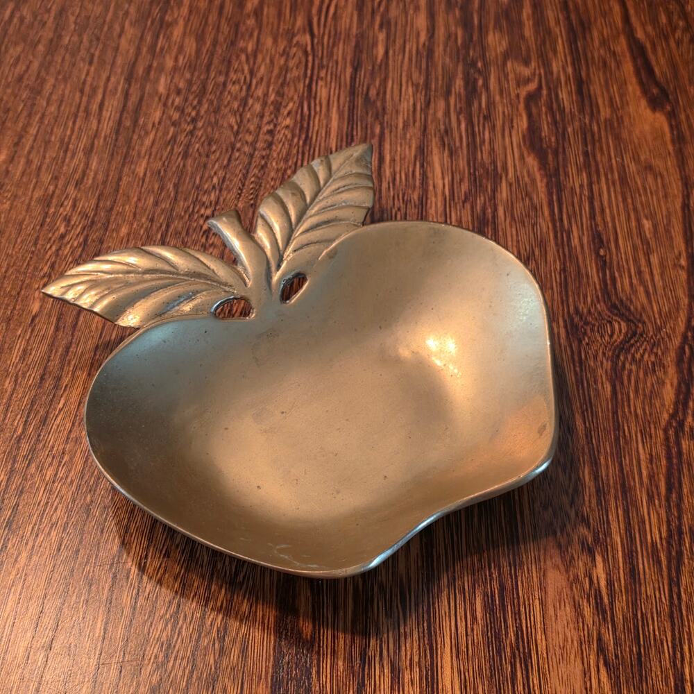 Solid Brass Apple Trinket Dish Key/coins Holder Teacher Gift MCM Cottagecore